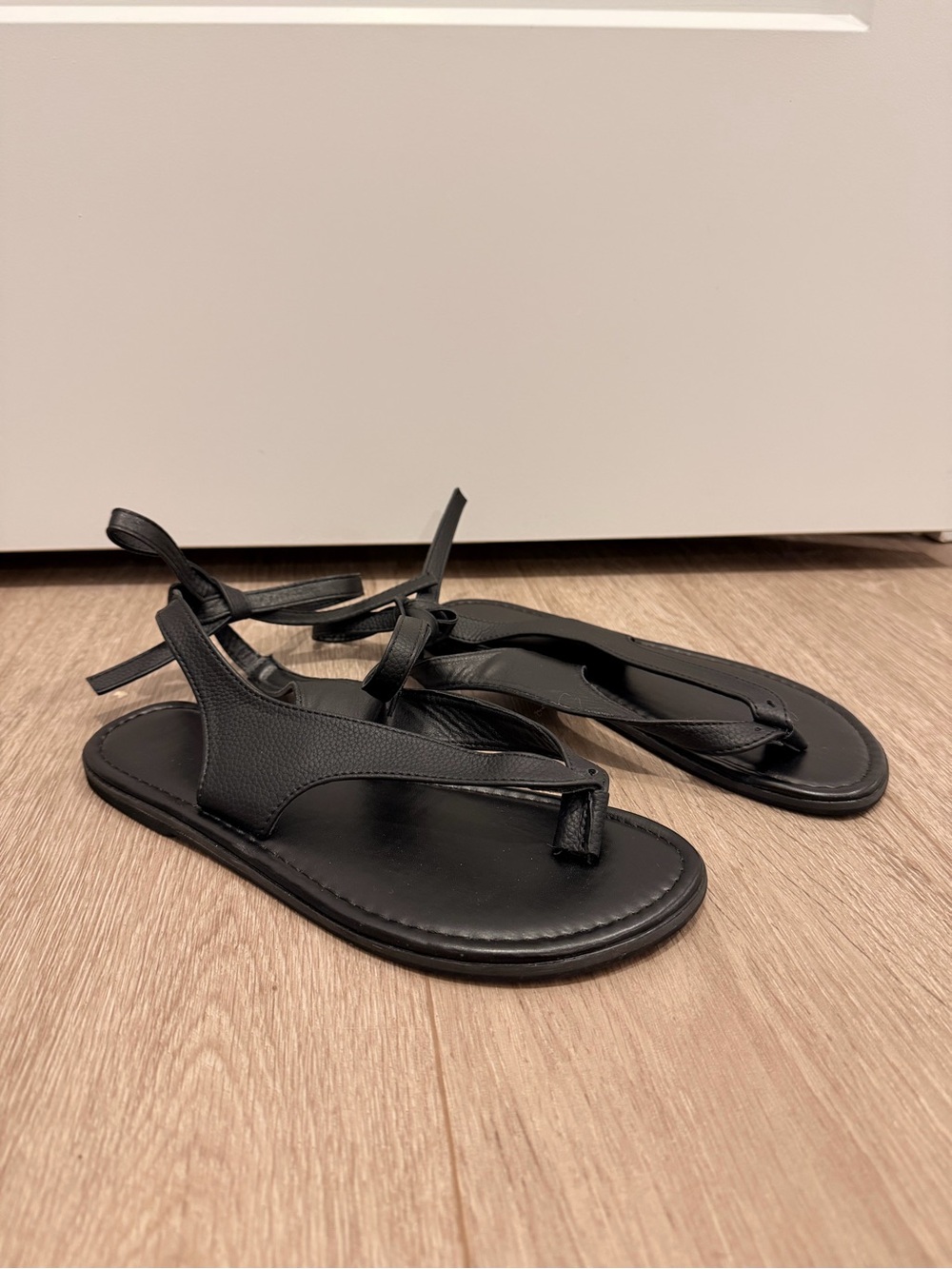 Women's Black Tie-Up Leather Sandals - Picture 2 of 4
